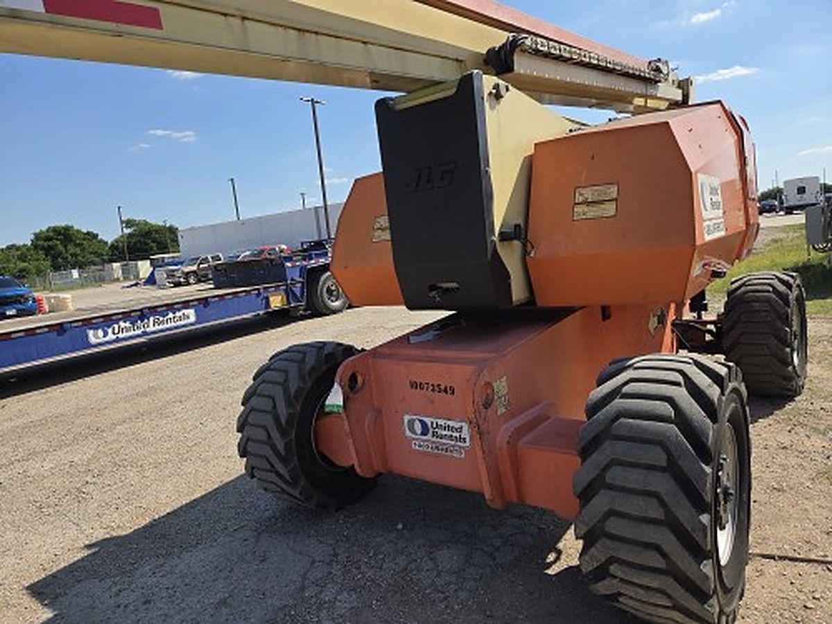 JLG 800AJ photo 2
