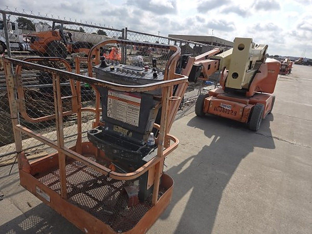 JLG E400AJPN photo 5