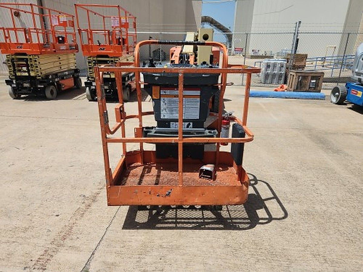 JLG E400AJPN photo 5