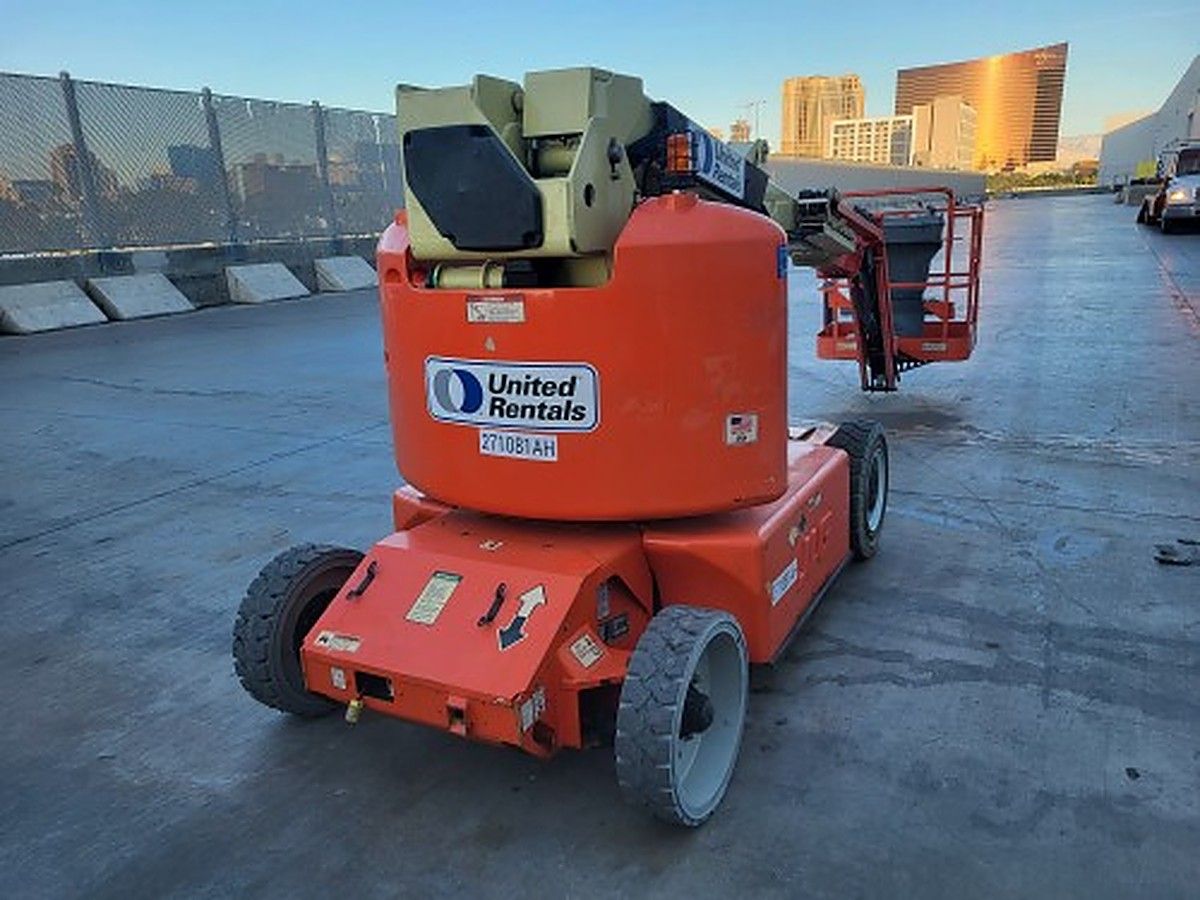 JLG E400AJPN photo 5