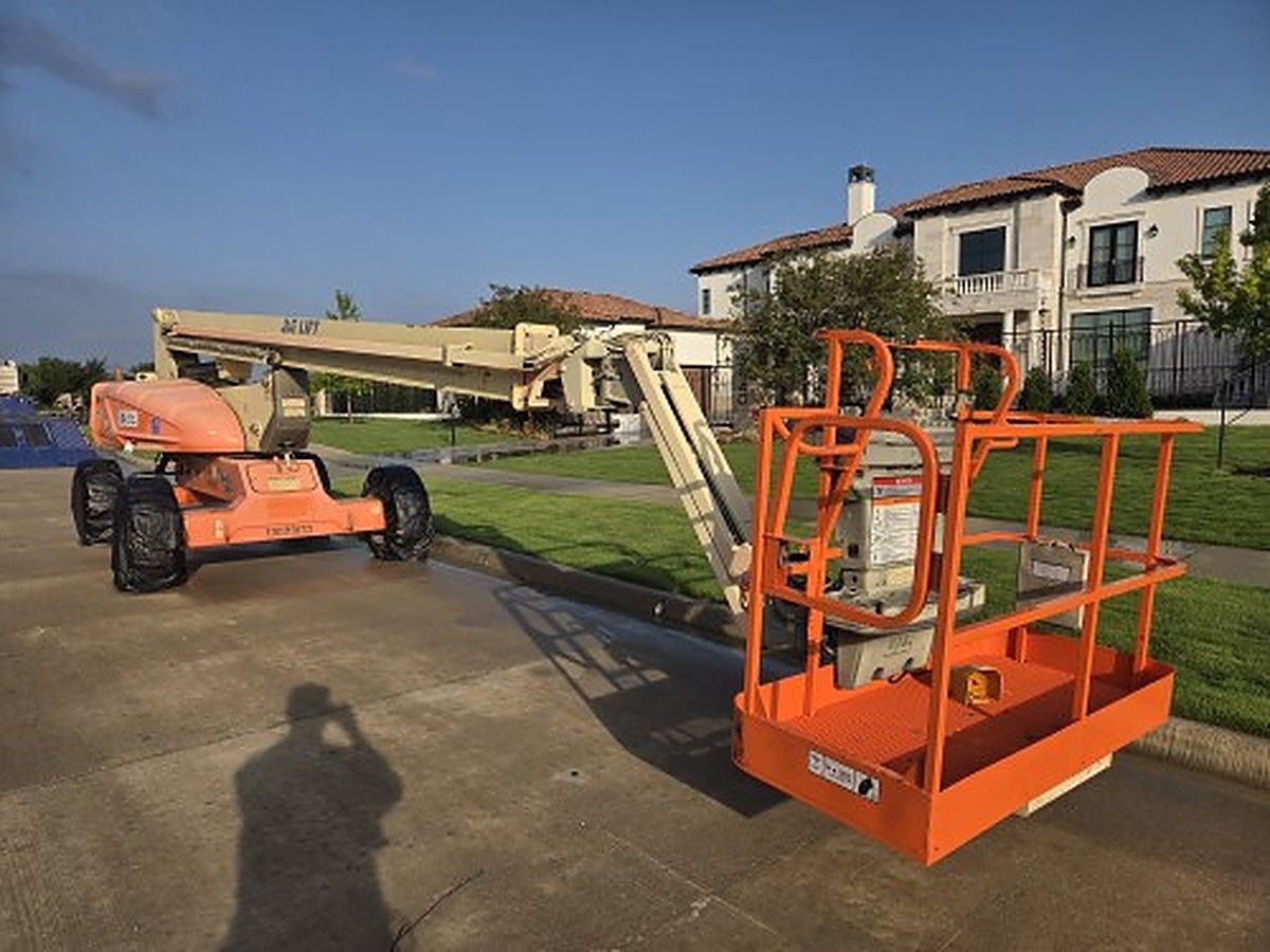 JLG M600JP photo 11