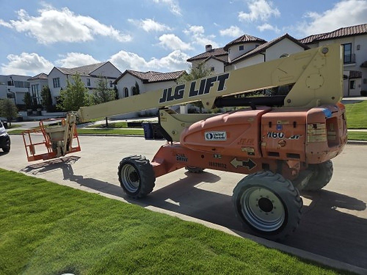 JLG M600JP photo 3