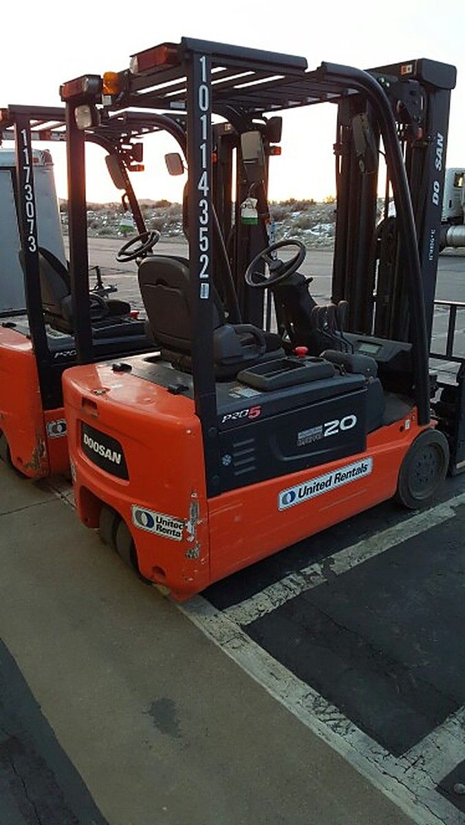 DOOSAN B20T-5 photo 6