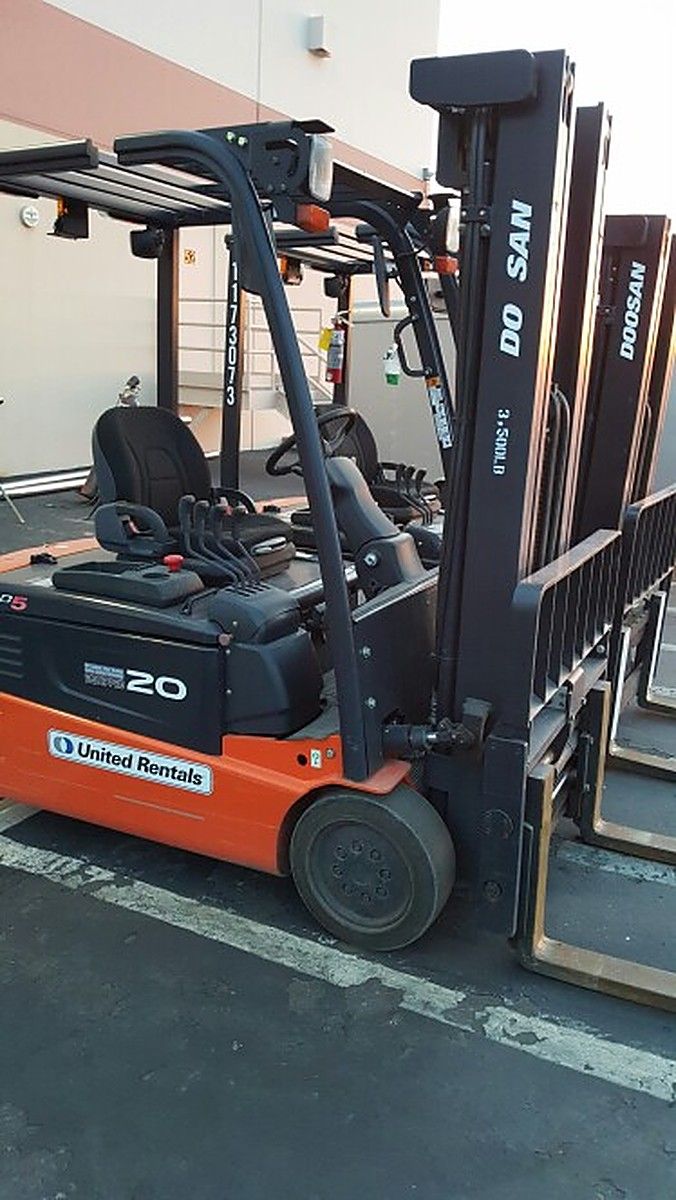 DOOSAN B20T-5 photo 7