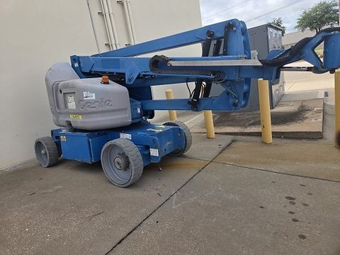 2013 GENIE Z-40/23N RJ Boom 40-46' Articulating Elec Narrow