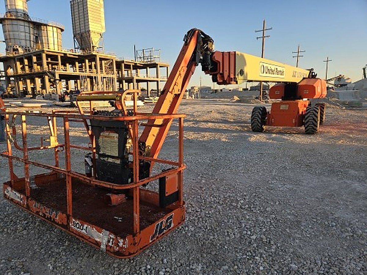 JLG 1350SJP photo 3