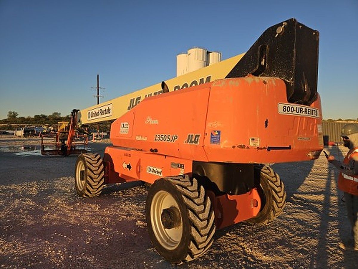JLG 1350SJP photo 6