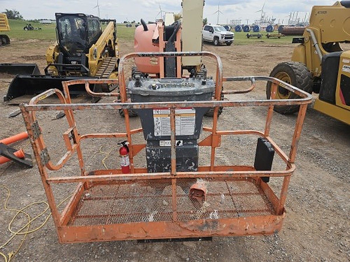 JLG 450AJ photo 8