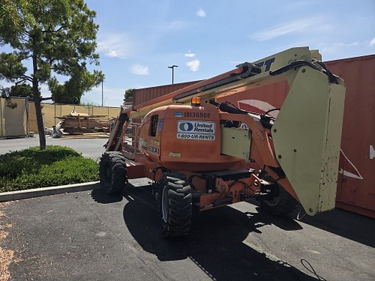 JLG 600AJ photo 2