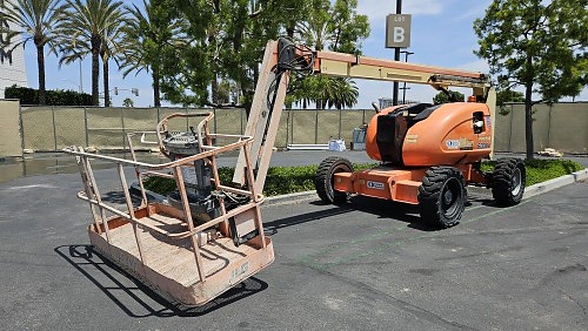 JLG 600AJ photo 13