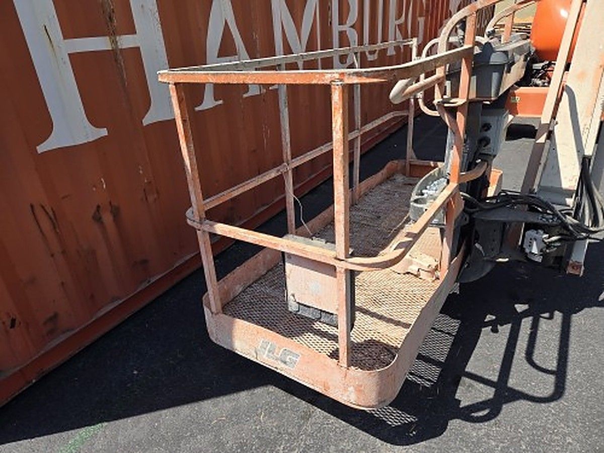 JLG 600AJ photo 5