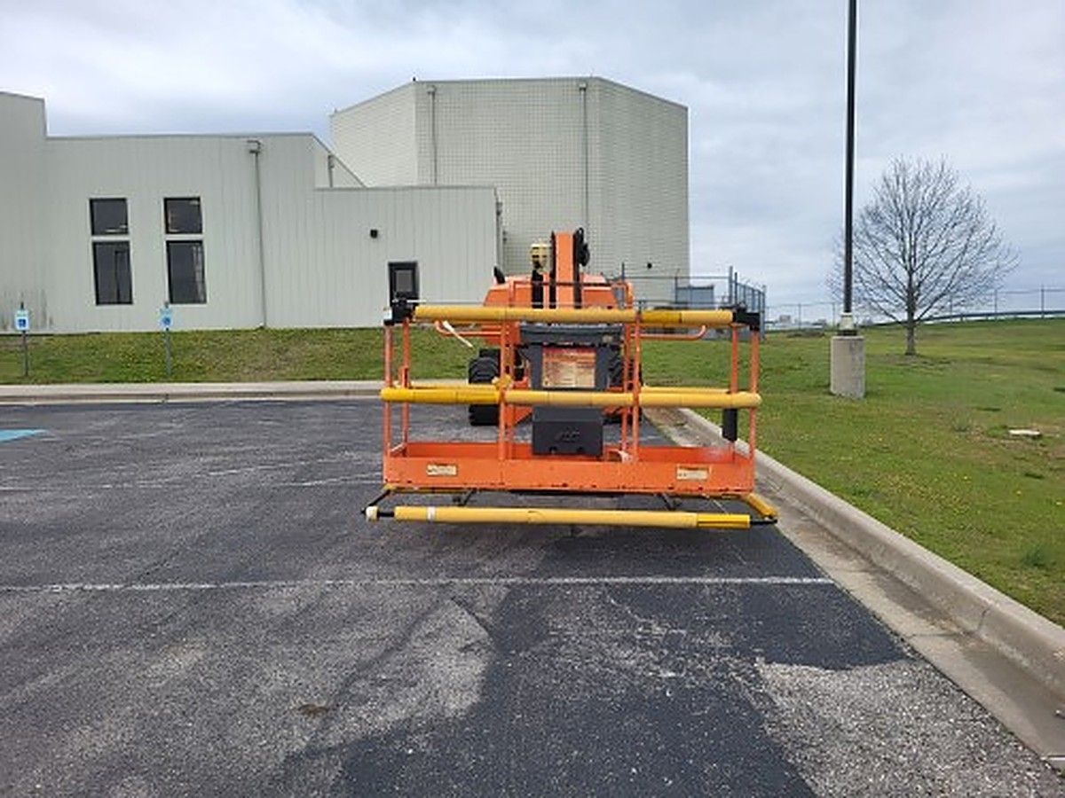 JLG 800AJ photo 4