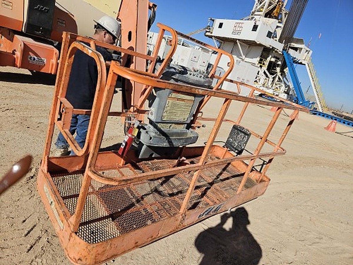 JLG 800AJ photo 3