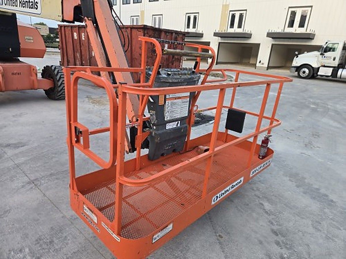 JLG 800AJ photo 5