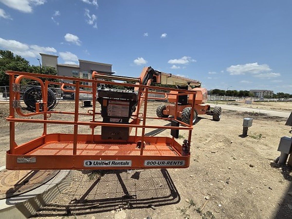 JLG 800AJ photo 9