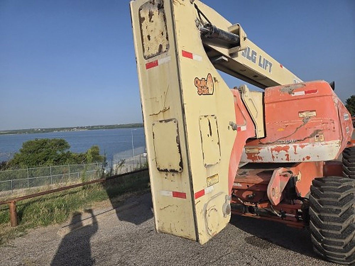 JLG 800AJ photo 7
