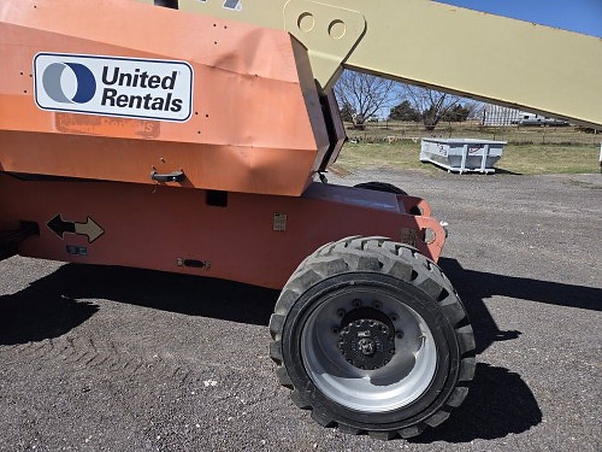 2013 JLG 800S for sale in Las Vegas, NV