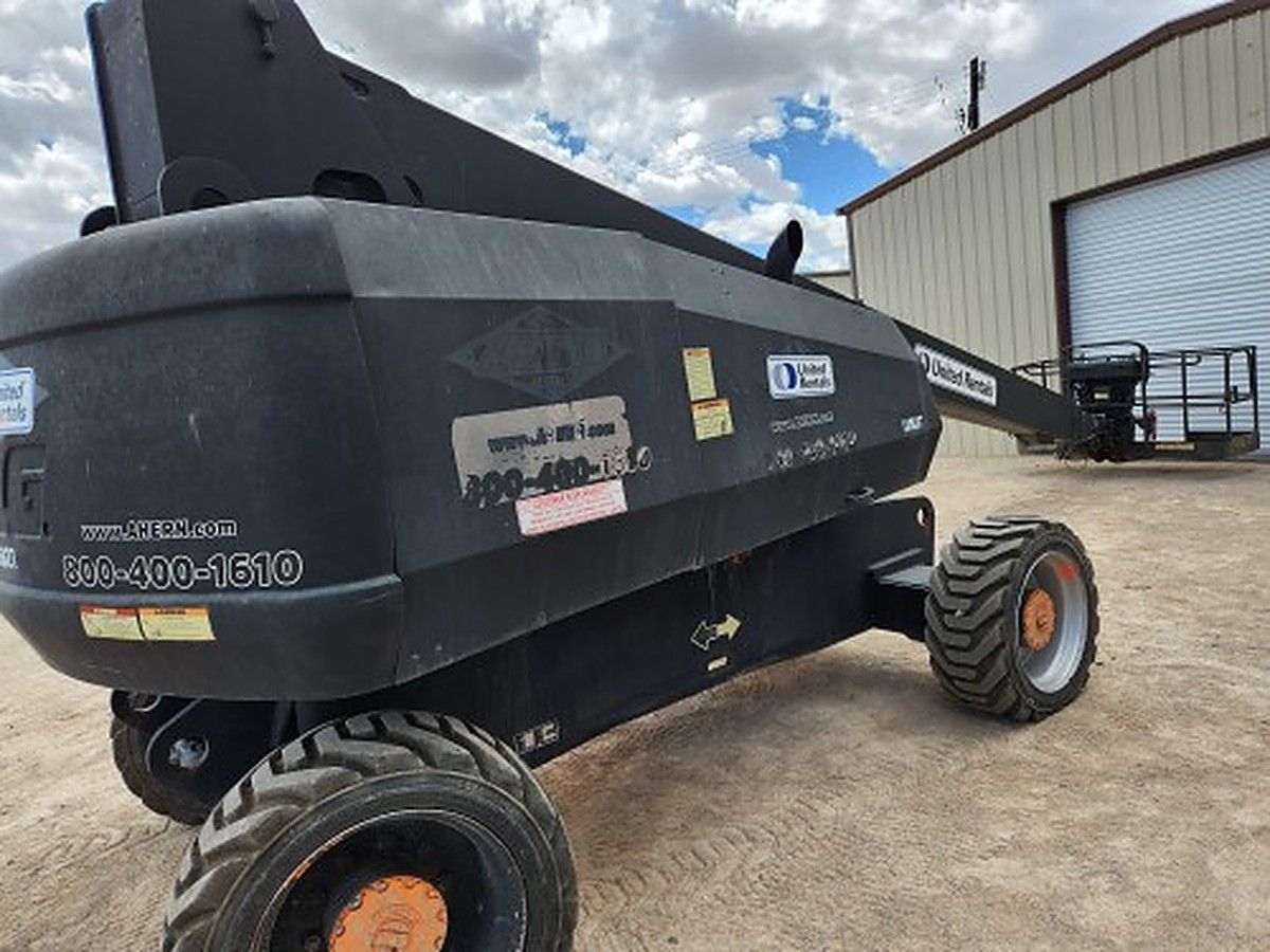 JLG 800S photo 5