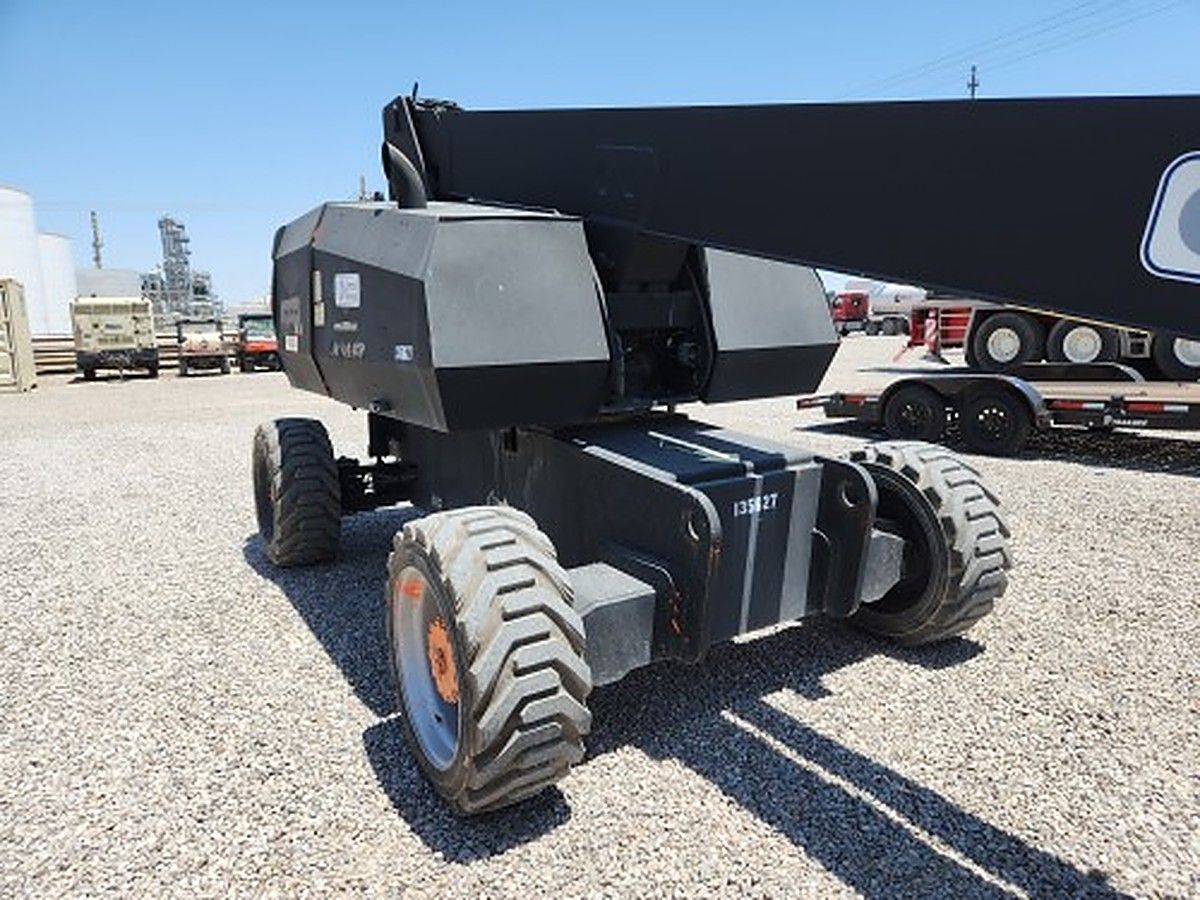 JLG 800S photo 7