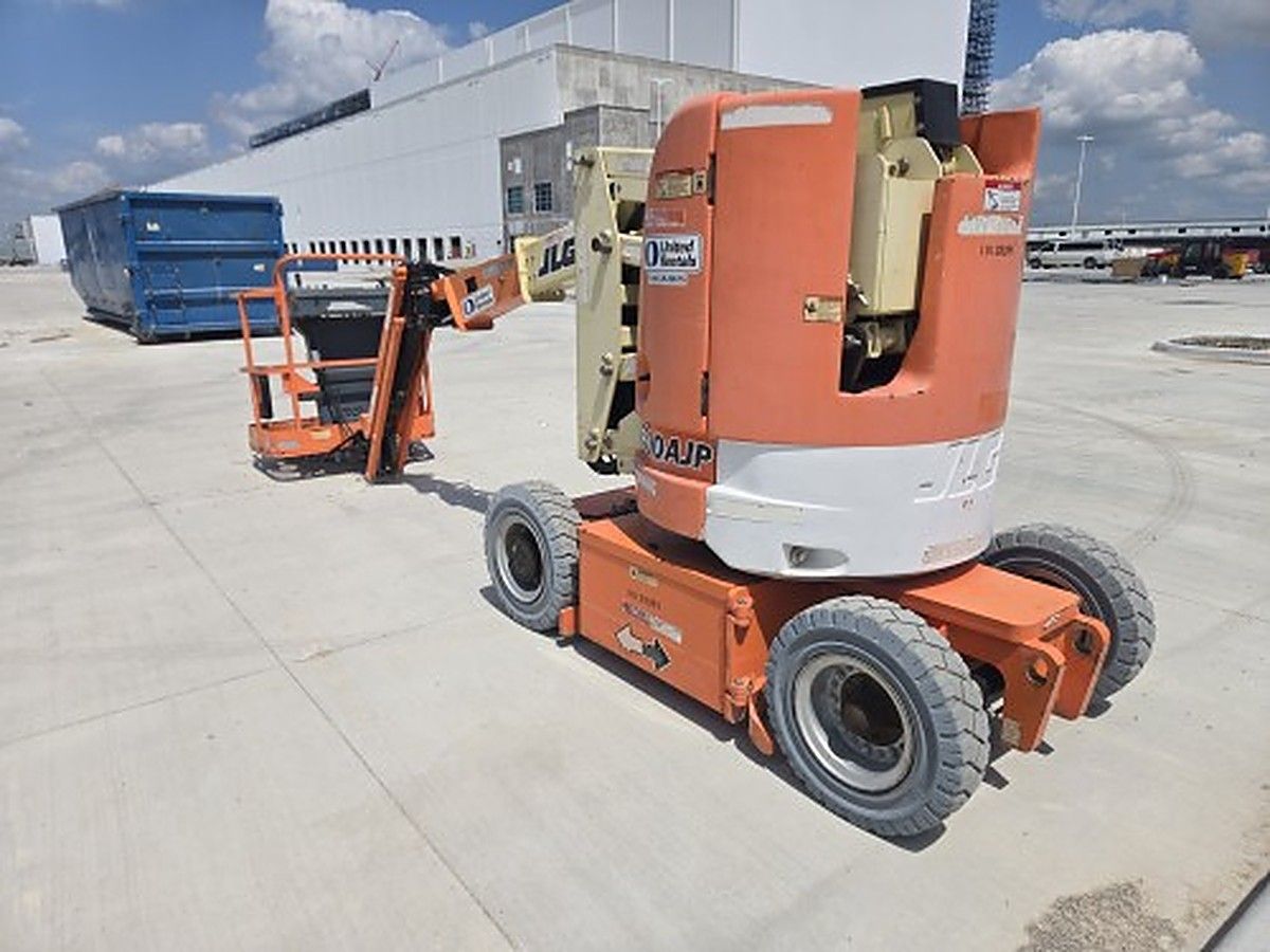JLG E300AJP photo 7