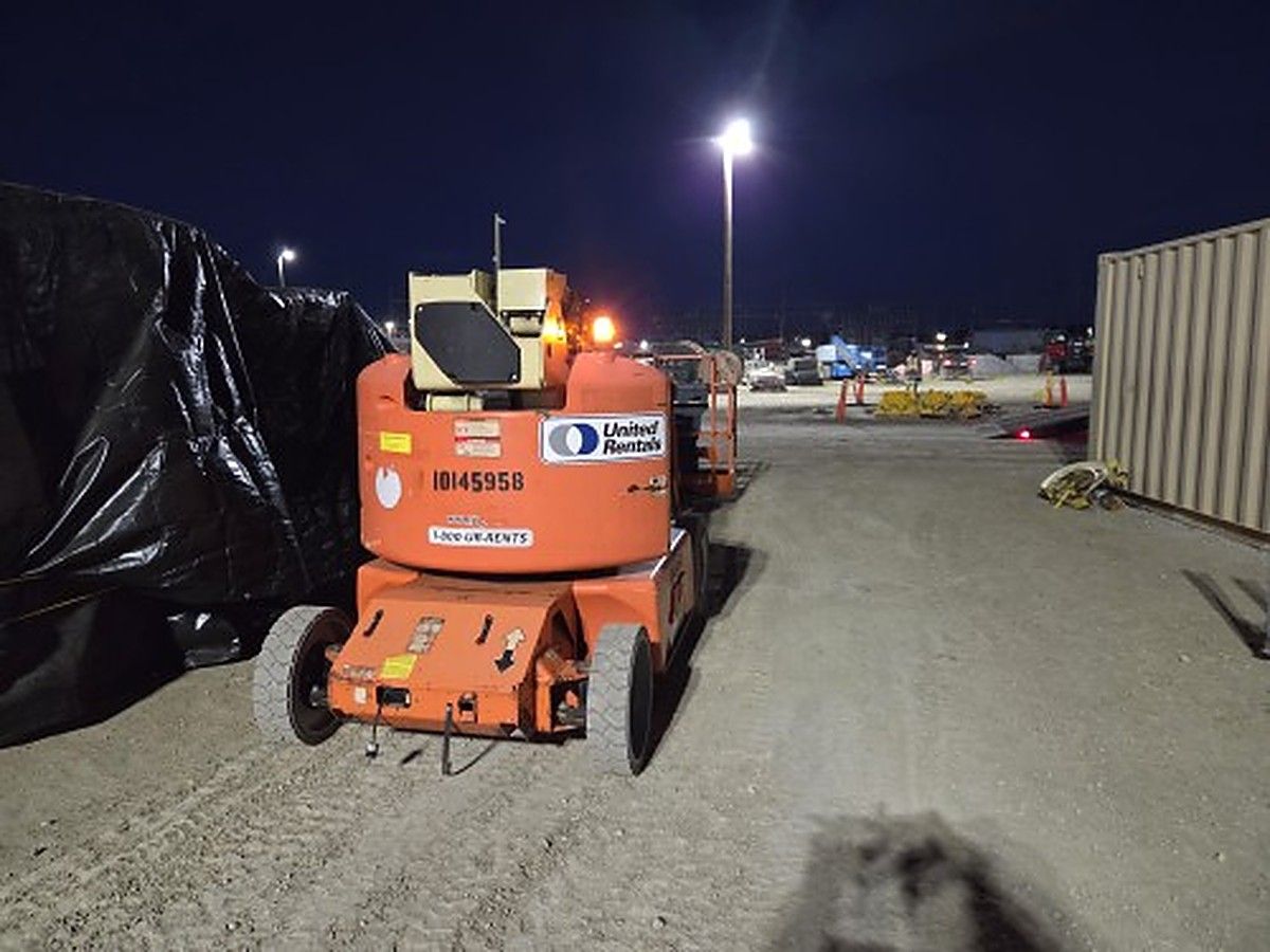 JLG E400AJPN photo 5