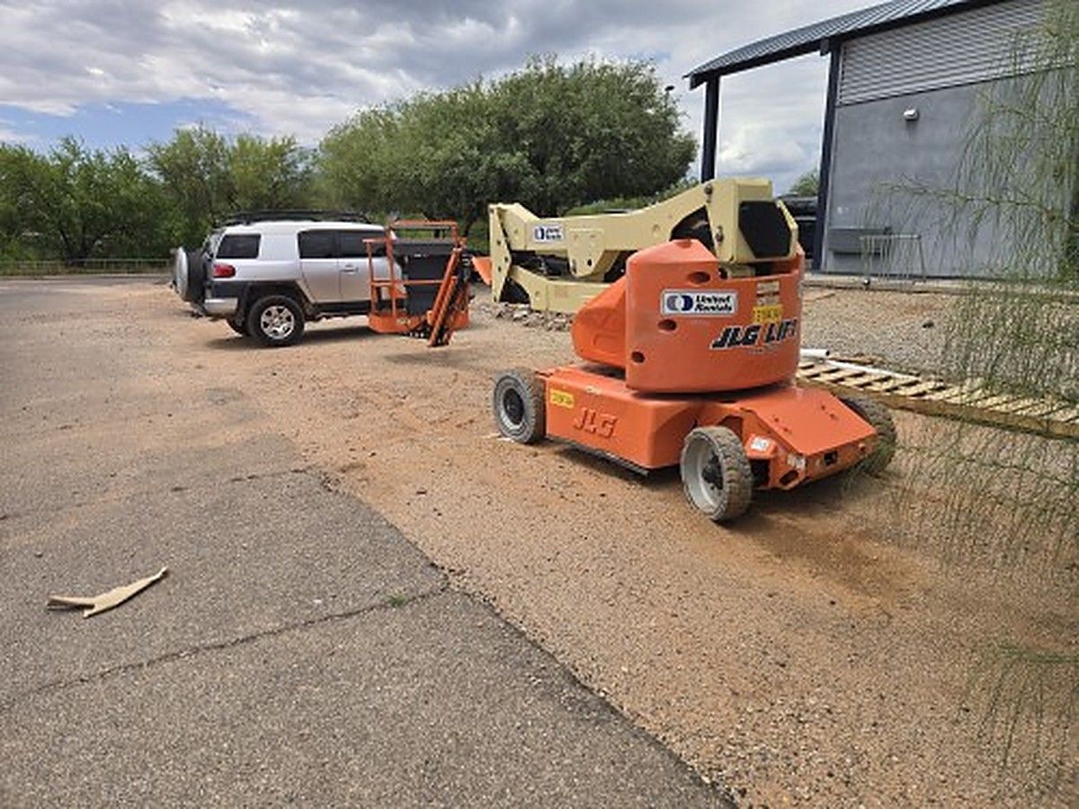 JLG E400AJPN photo 3