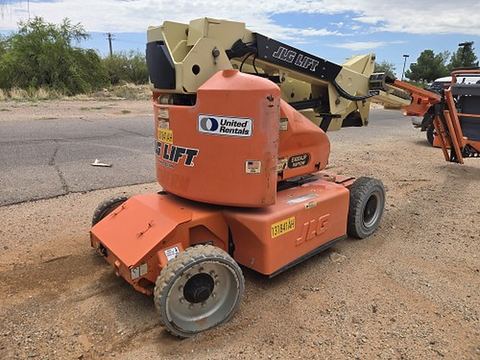 2013 JLG E400AJPN Boom 40-46' Articulating Elec Narrow