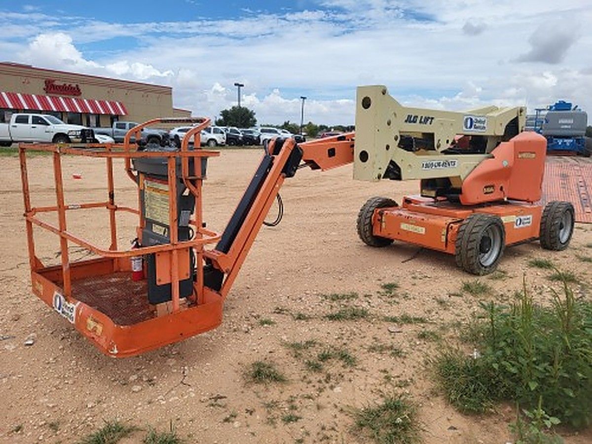 JLG E450AJ photo 3