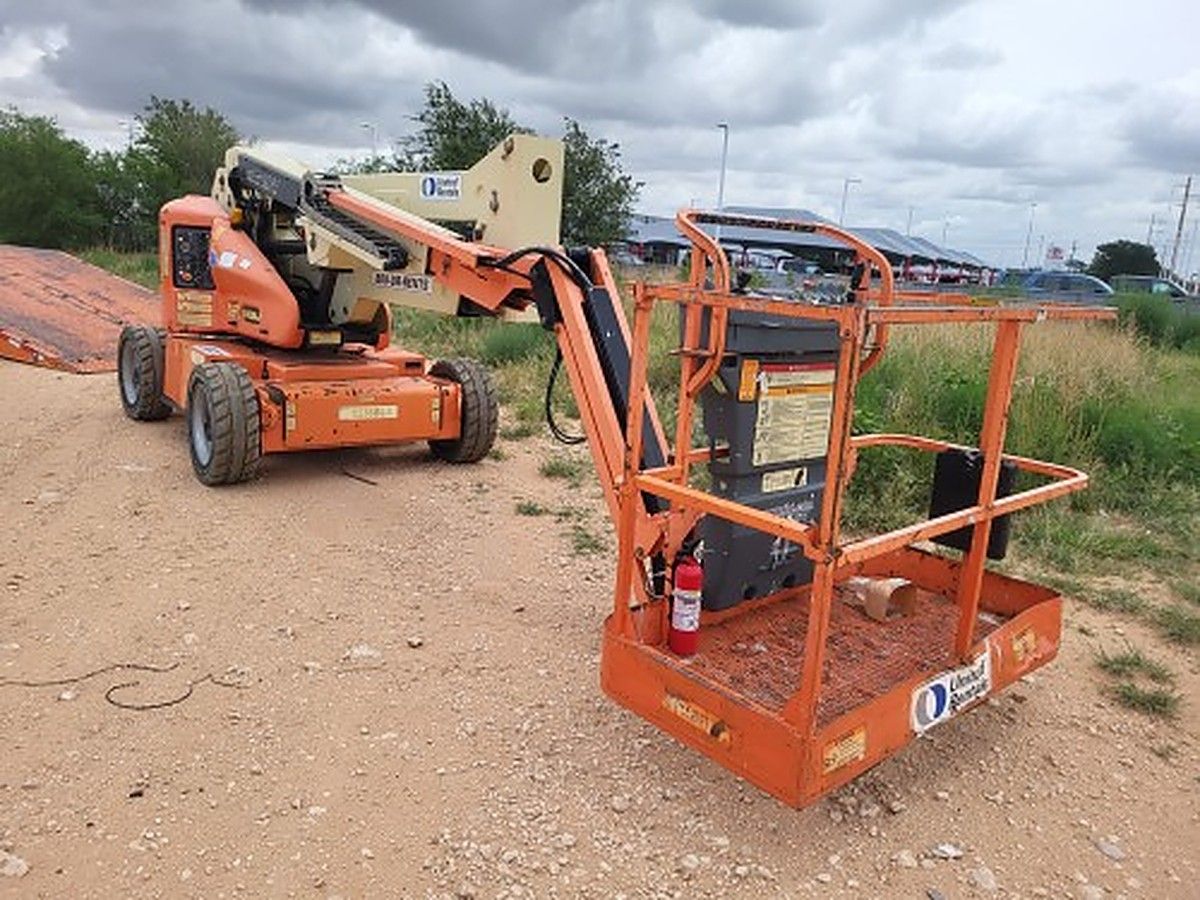 JLG E450AJ photo 4