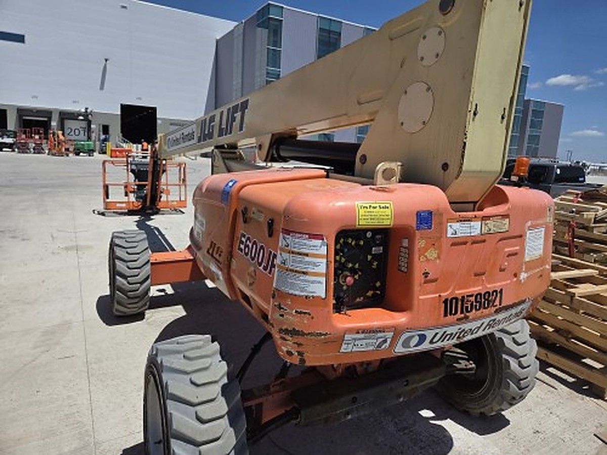 JLG E600JP photo 4