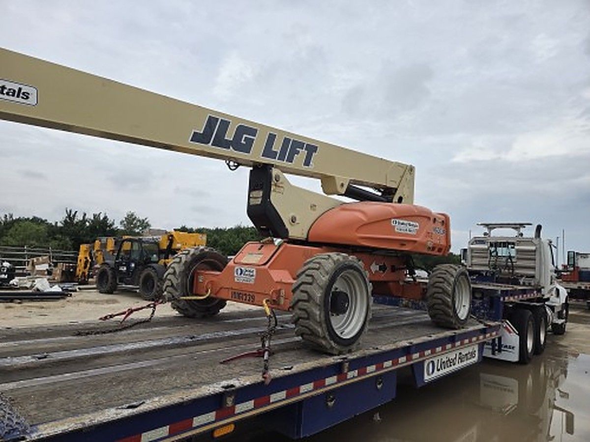 JLG M600JP photo 3