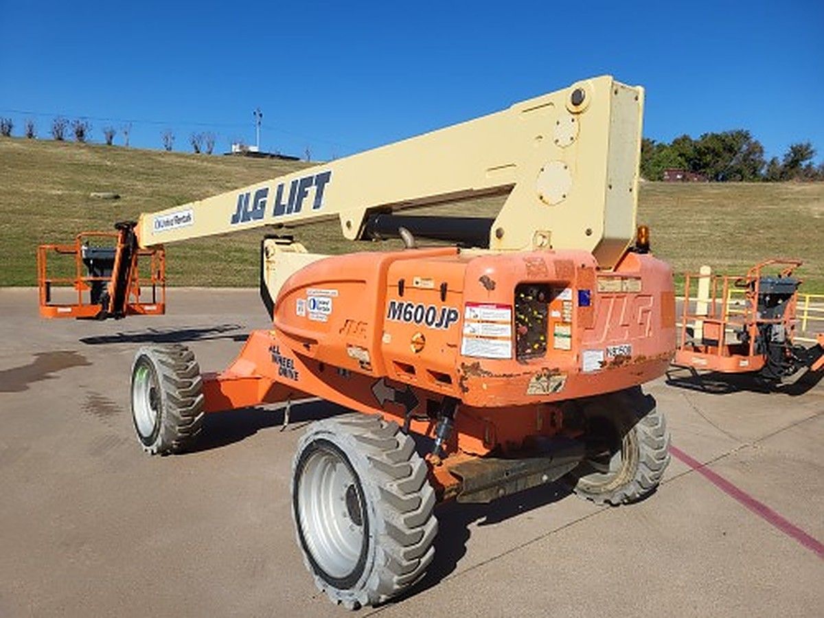 JLG M600JP photo 5