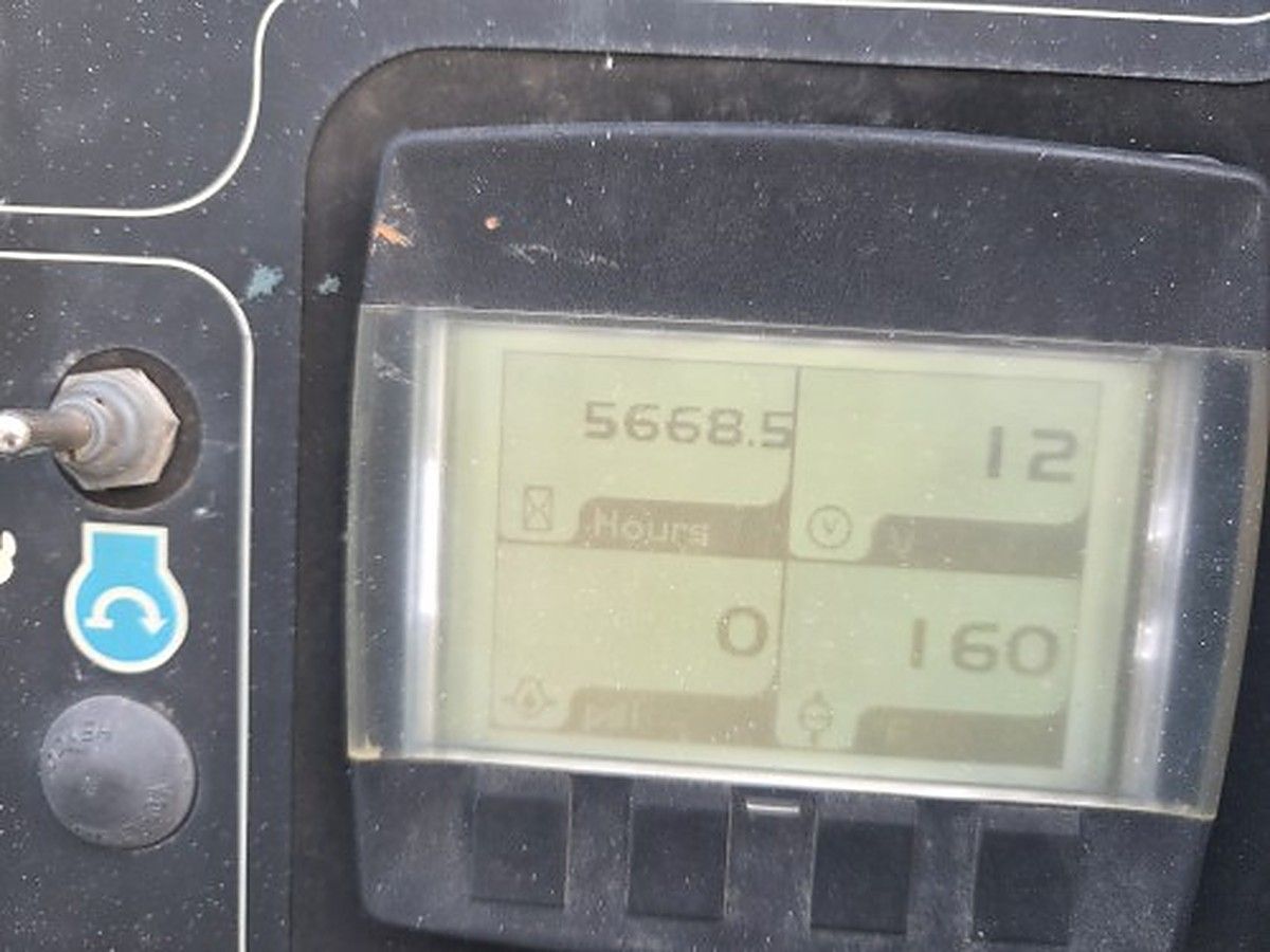GENIE S-40 photo 11
