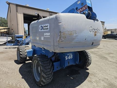 2014 GENIE S-65 Boom 65-70' Telescopic
