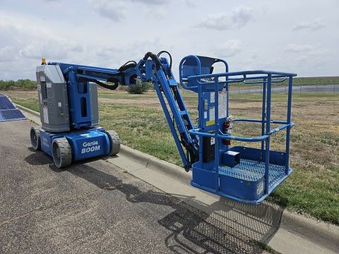 2014 GENIE Z-30/20N RJ Boom 30-33' Articulating Dc