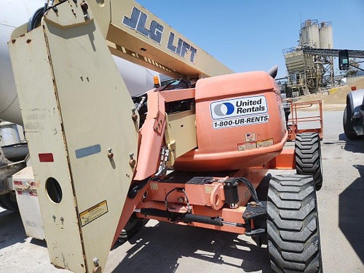 JLG 600AJ photo 3