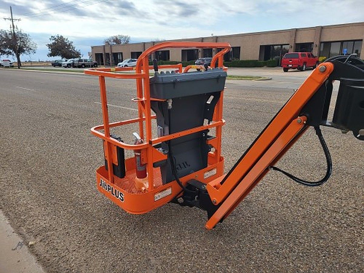 JLG E400AJPN photo 3