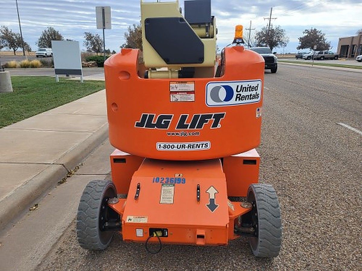 JLG E400AJPN photo 5