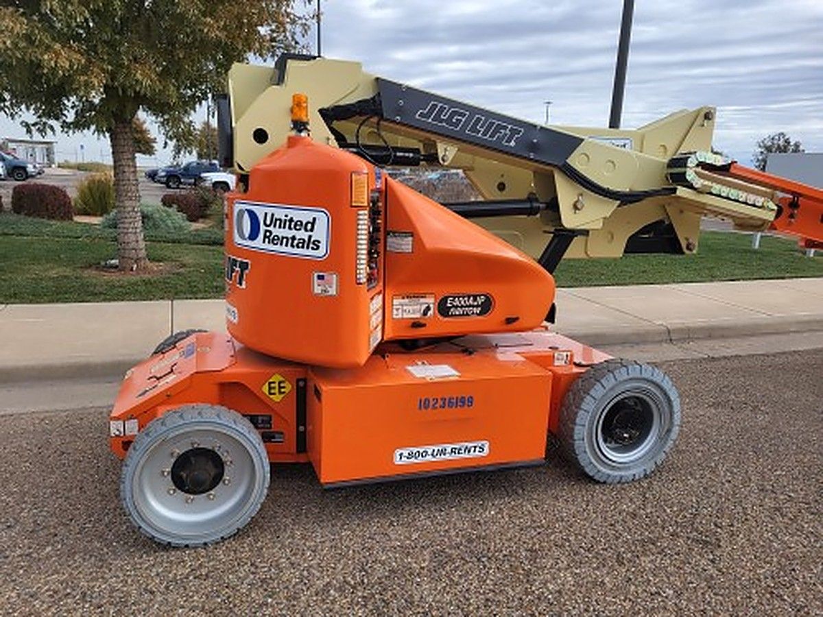 JLG E400AJPN photo 6