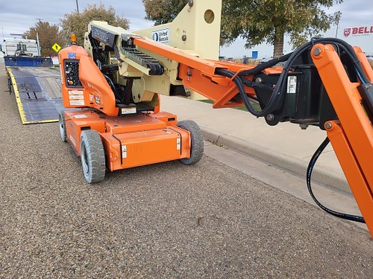 JLG E400AJPN photo 7