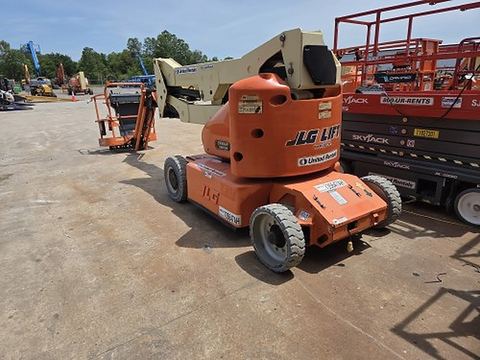 2014 JLG E400AJPN for sale