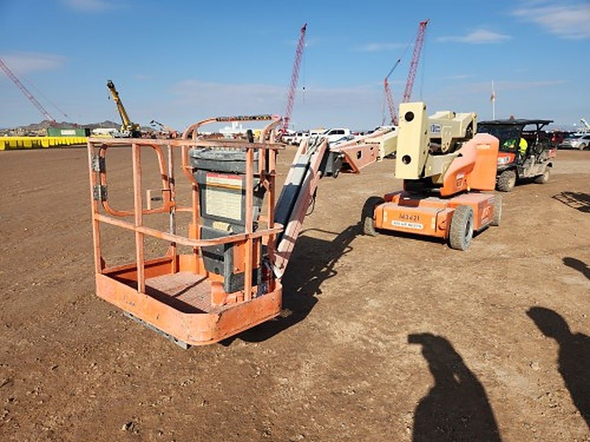 JLG E400AJPN photo 5