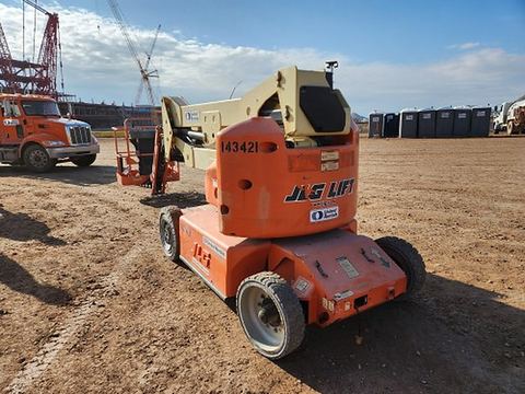 2014 JLG E400AJPN Boom 40-46' Articulating Elec Narrow