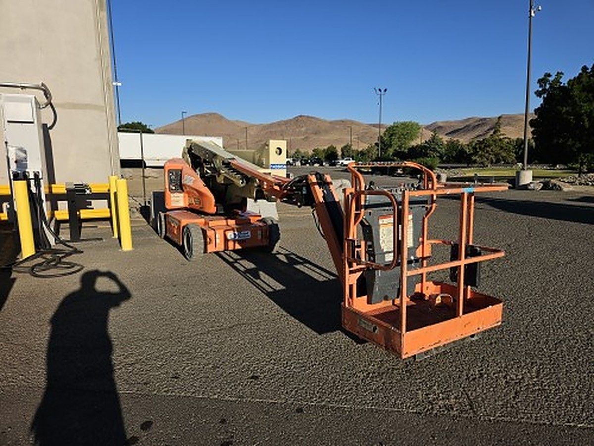 JLG E400AJPN photo 4