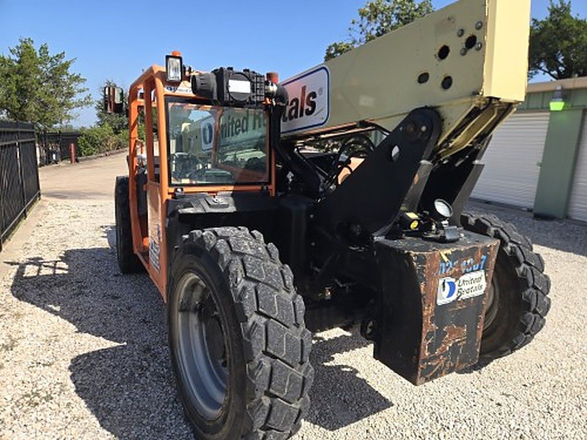 JLG G6-42A photo 4