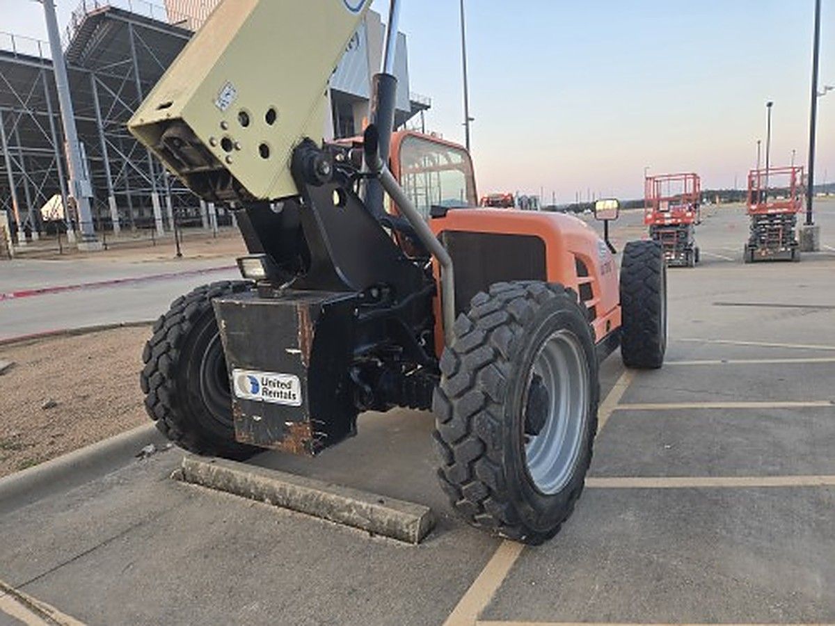 JLG G6-42A photo 4