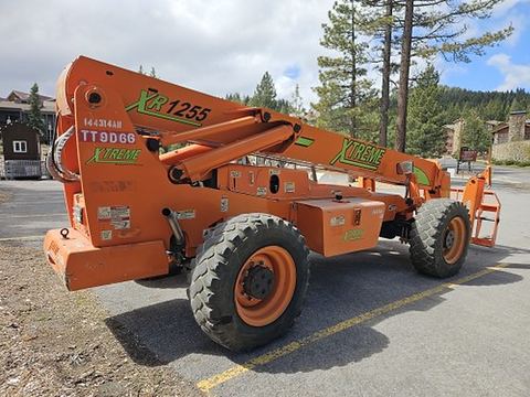 2014 XTREME XR1255 Forklift Variable Reach 12000# 53'-69'