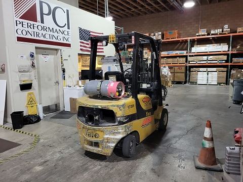 2014 YALE GDP050VX Forklift Rough Terrain 5000# 15-20'