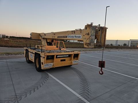 2015 BRODERSON IC-200-3H Crane 15 Ton Industrial