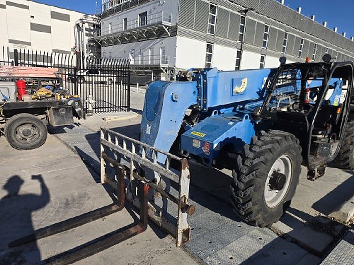 2015 GENIE GTH-844 for sale in Las Vegas, NV
